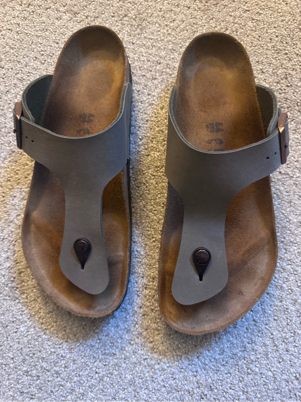 Birkenstock Gizeh Sandal - Picture 6 of 6